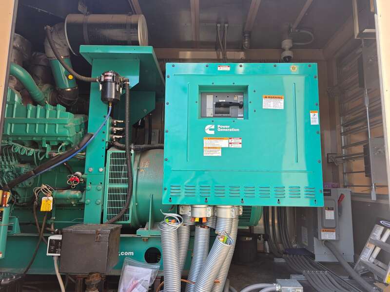 900 KW Cummins #DQFAC, diesel generator set, 277/480 Volts, 1490 HP @ 1800 RPM, QST30-G5 NR2 engine, 502 - Image 5