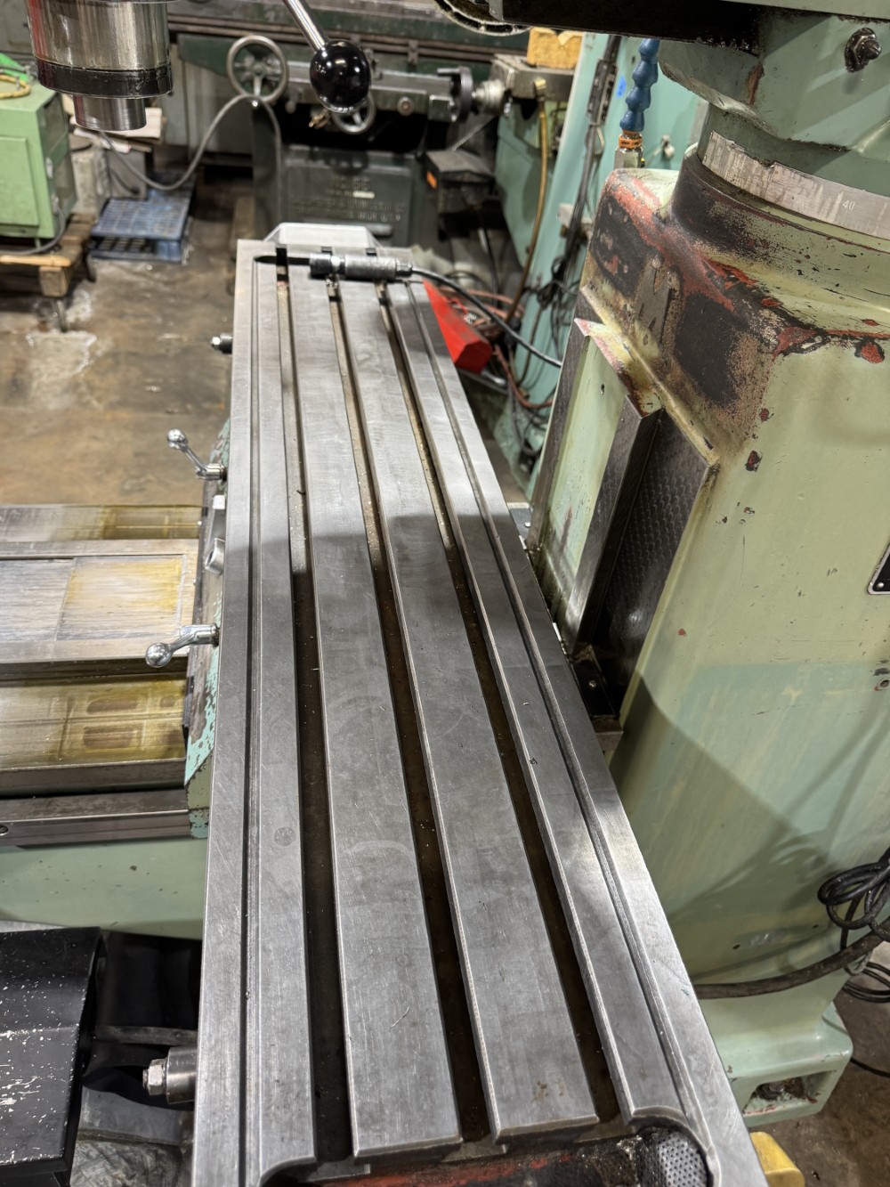 Southwestern Industries #Trak-K3, CNC Vertical Mill, 32" X, 16" Y, 10" x15" tbl., 3 HP, 60-4200 RPM, KMX - Image 3