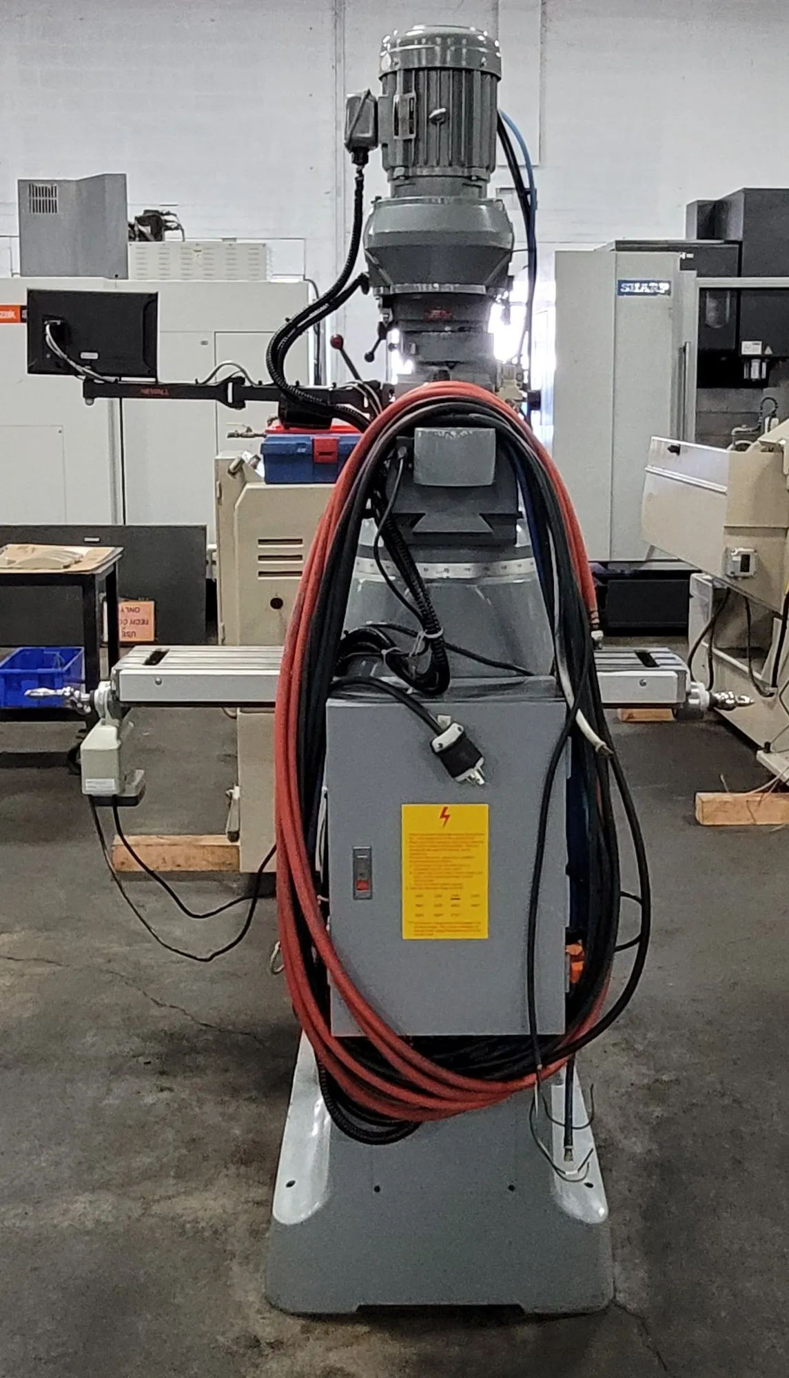 Acer #E-Mill-3VSII, vertical mill, 9" x49" table, 3 HP, 60-4500 RPM, R-8, Newall DP700 2-Axis digital read - Image 3