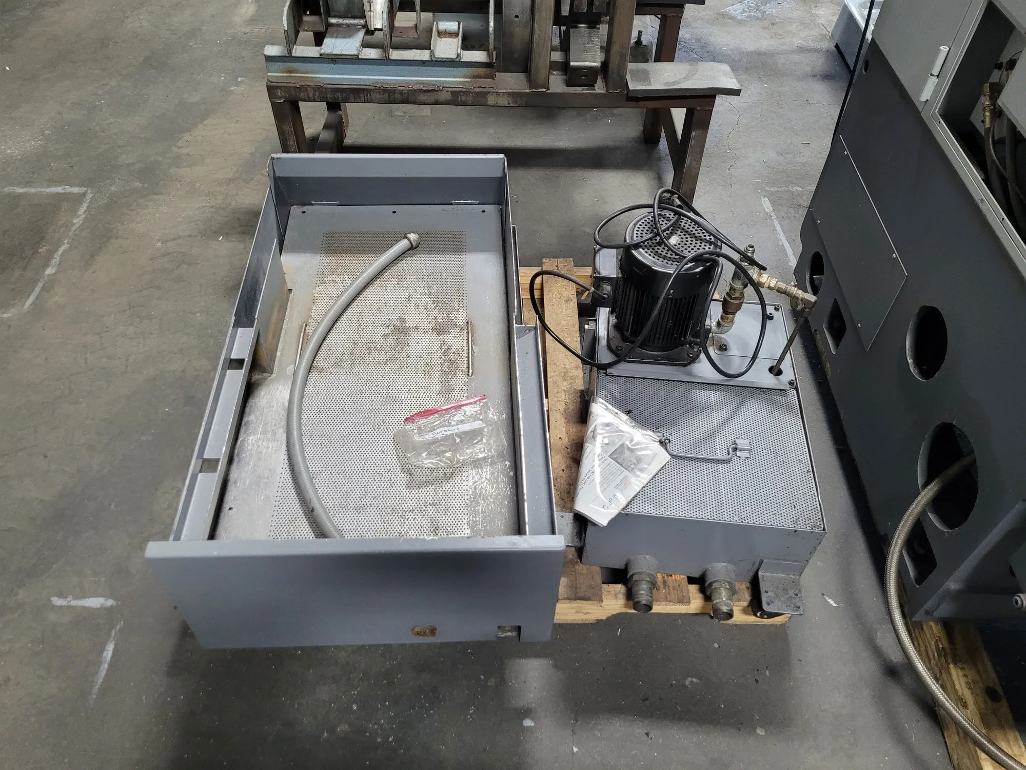 Hyundai Kia #SKT100, CNC Turning Center, 12-Position Turret, 6000 RPM, 21.7" Swing, 2008 - Image 7