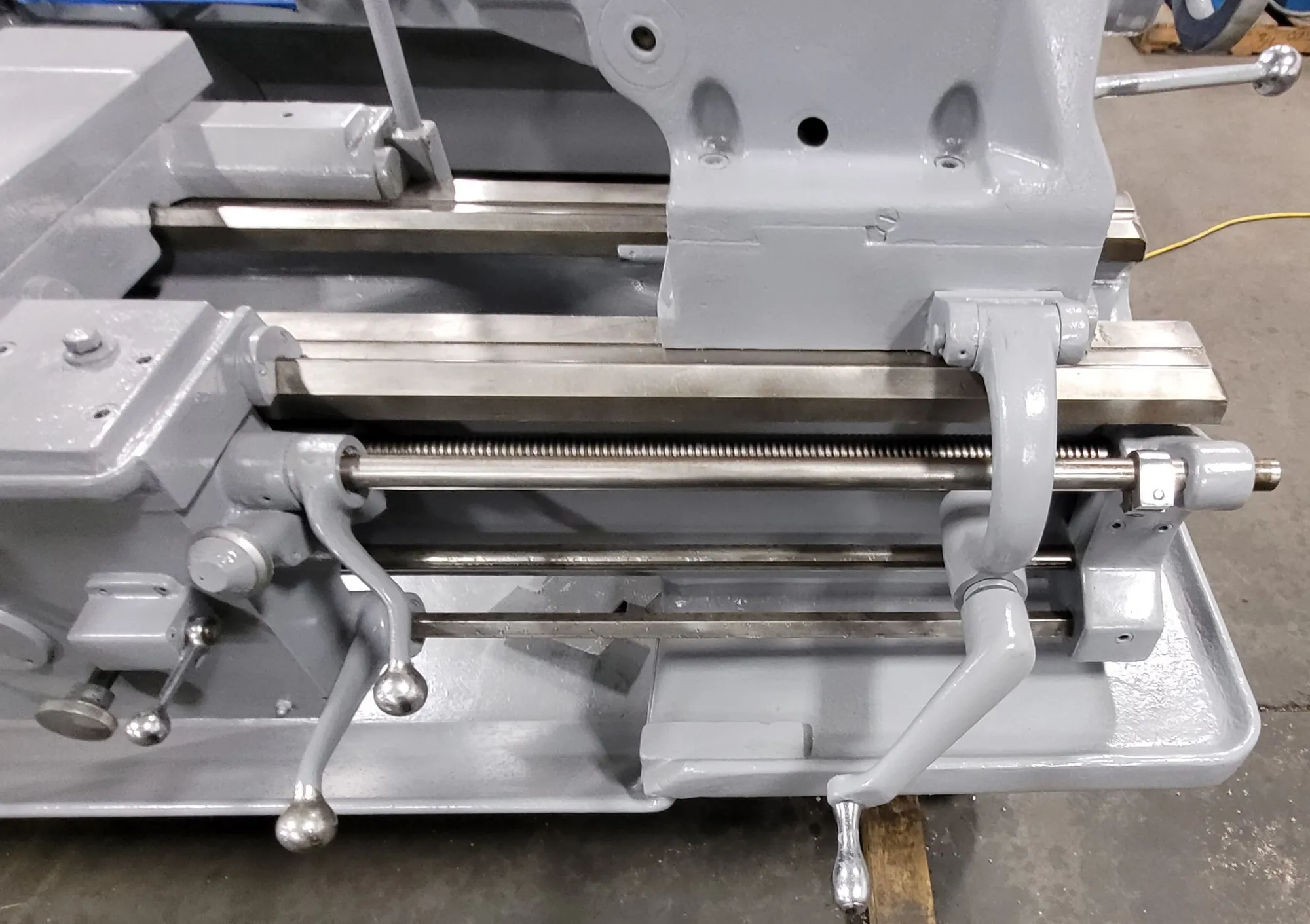 20" x 54" Monarch #610, Engine Lathe, 10 HP, 1500 RPM, 2.25" Bore, D1-6, 12" Chuck, 1978 - Image 2