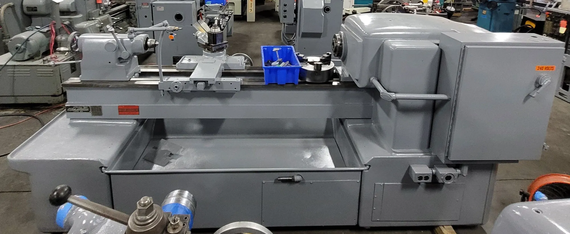 20" x 54" Monarch #610, Engine Lathe, 10 HP, 1500 RPM, 2.25" Bore, D1-6, 12" Chuck, 1978 - Image 3