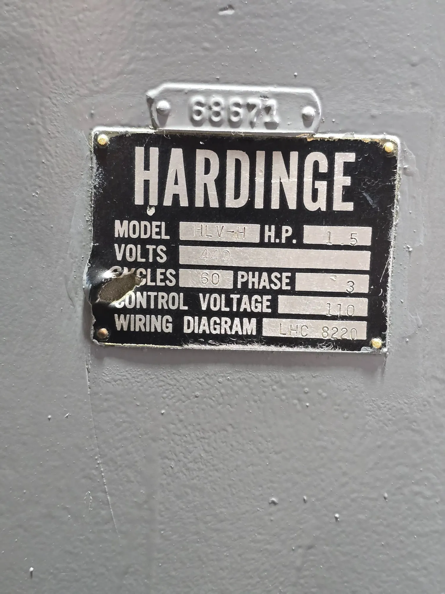 Hardinge #HLV-H, Wide Bed Tool Room Lathe, 11" Swing, 2-Axis digital read out, 4" 3-Jaw Chuck, Quick Change - Image 3