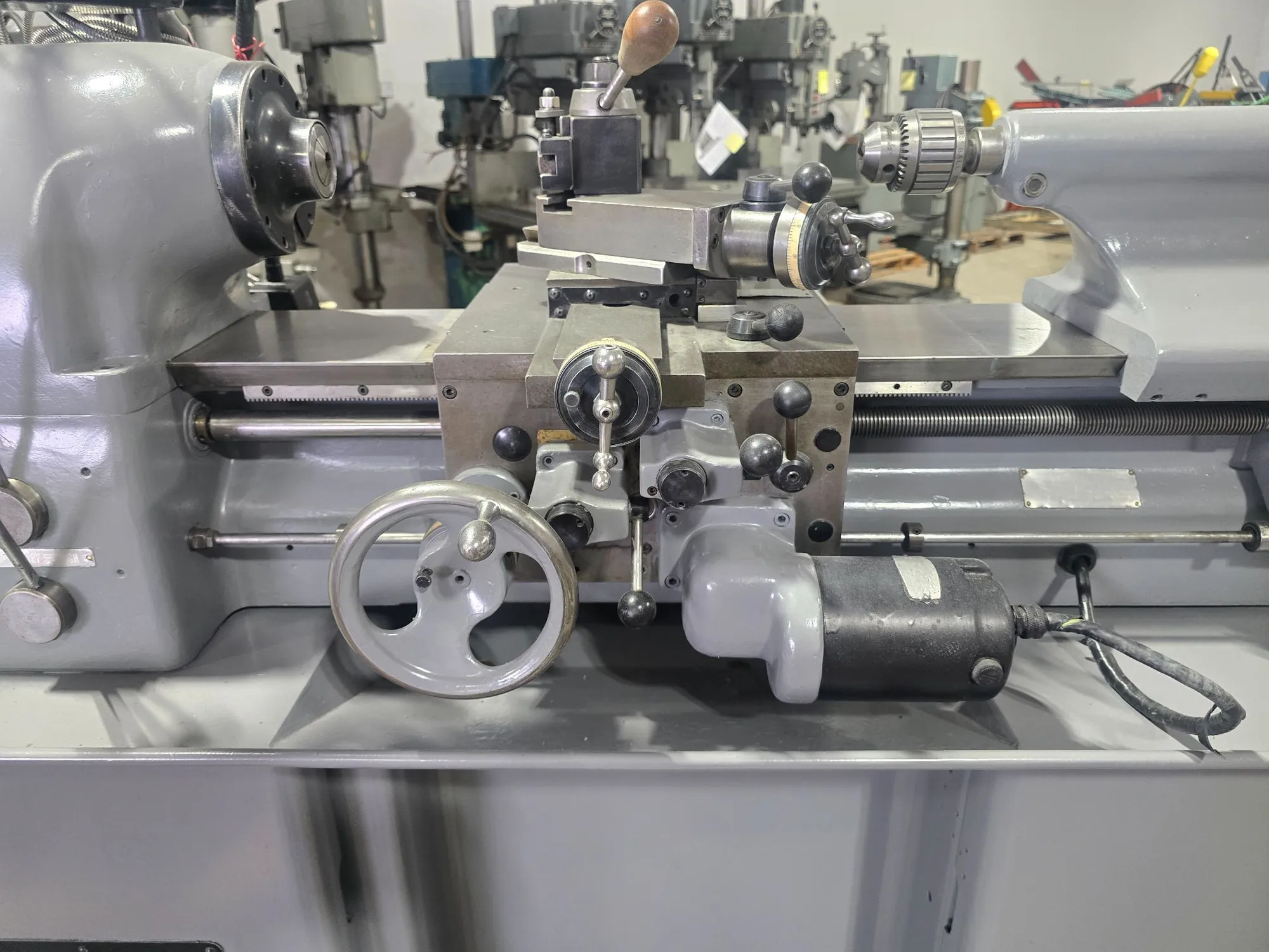 Hardinge #HLV-H, Wide Bed Tool Room Lathe, 11" Swing, 2-Axis digital read out, 4" 3-Jaw Chuck, Quick Change - Image 8