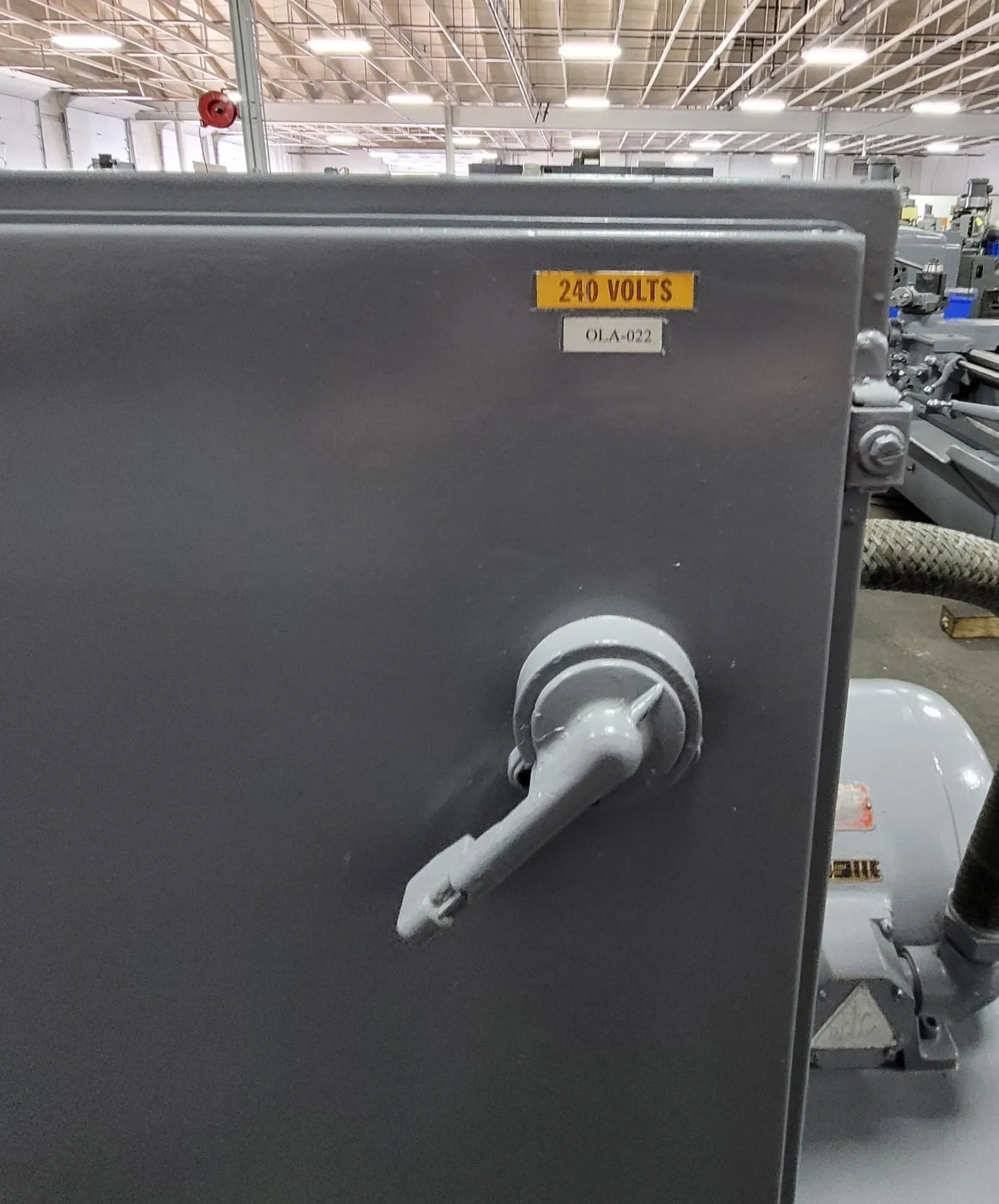 17" x 54" Monarch #612, Engine Lathe, 10 HP, 14-1750 RPM, 2" Bore - Image 3
