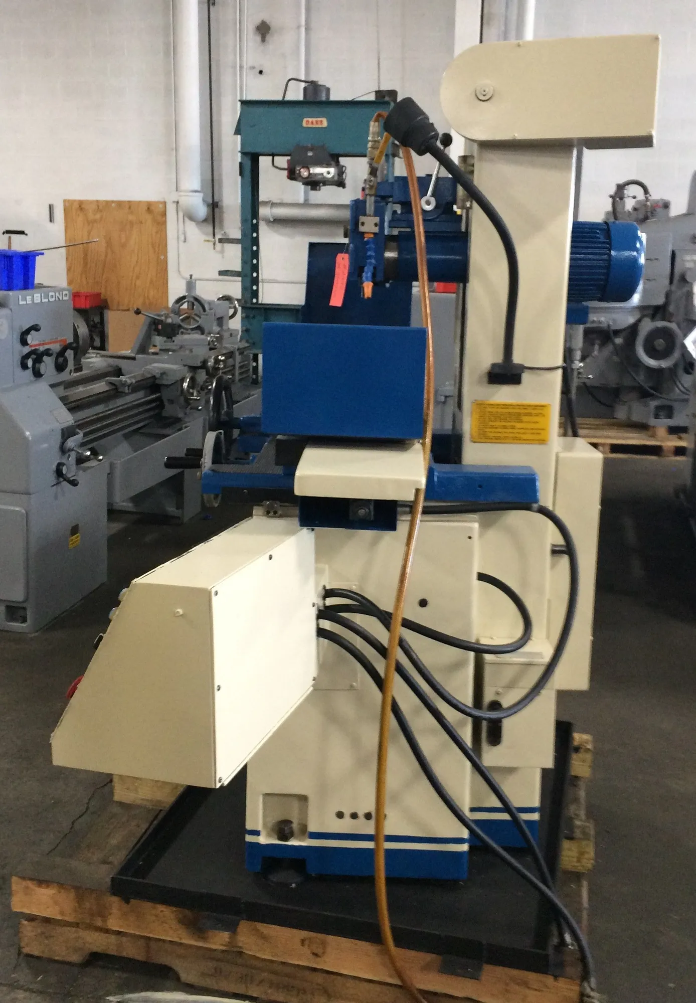Clausing #CSG-618ASD-II, Surface Grinder, 6" x 18" Table, 2 HP, 3-Axis Automatic, 2007 - Image 2