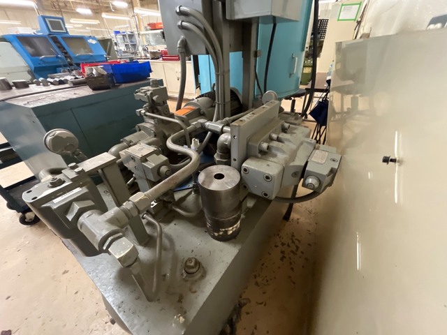 Sack & Kiesselbach #1000TO, Hydraulic Press, 480 V., 3 Phase, 40" x 80" x 60", 1957 - Image 8