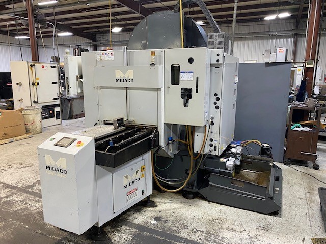 Haas #DT-1, vertical machining center, w/ Midaco Automatic Pallet Changer System, 2011 - Image 4