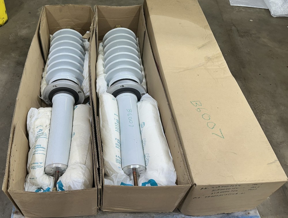 46 KV, WARCo Inc. USA, Condenser Bushing, HV, 306 Amp. SET of QTY 3 - Image 2