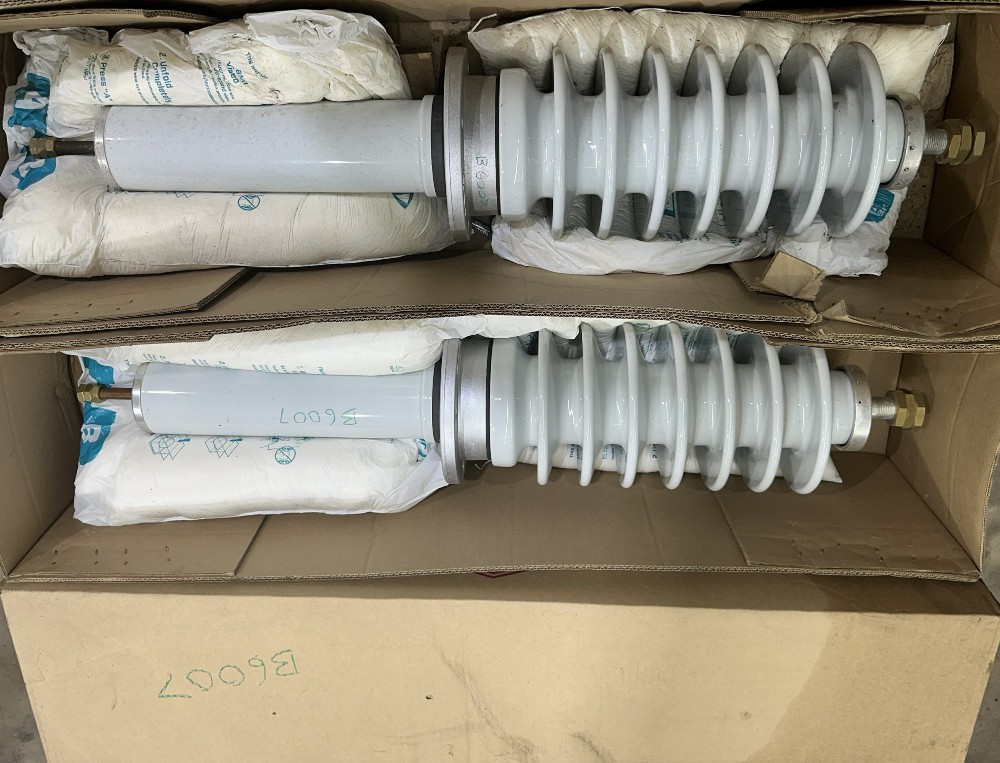 46 KV, WARCo Inc. USA, Condenser Bushing, HV, 306 Amp. SET of QTY 3 - Image 3
