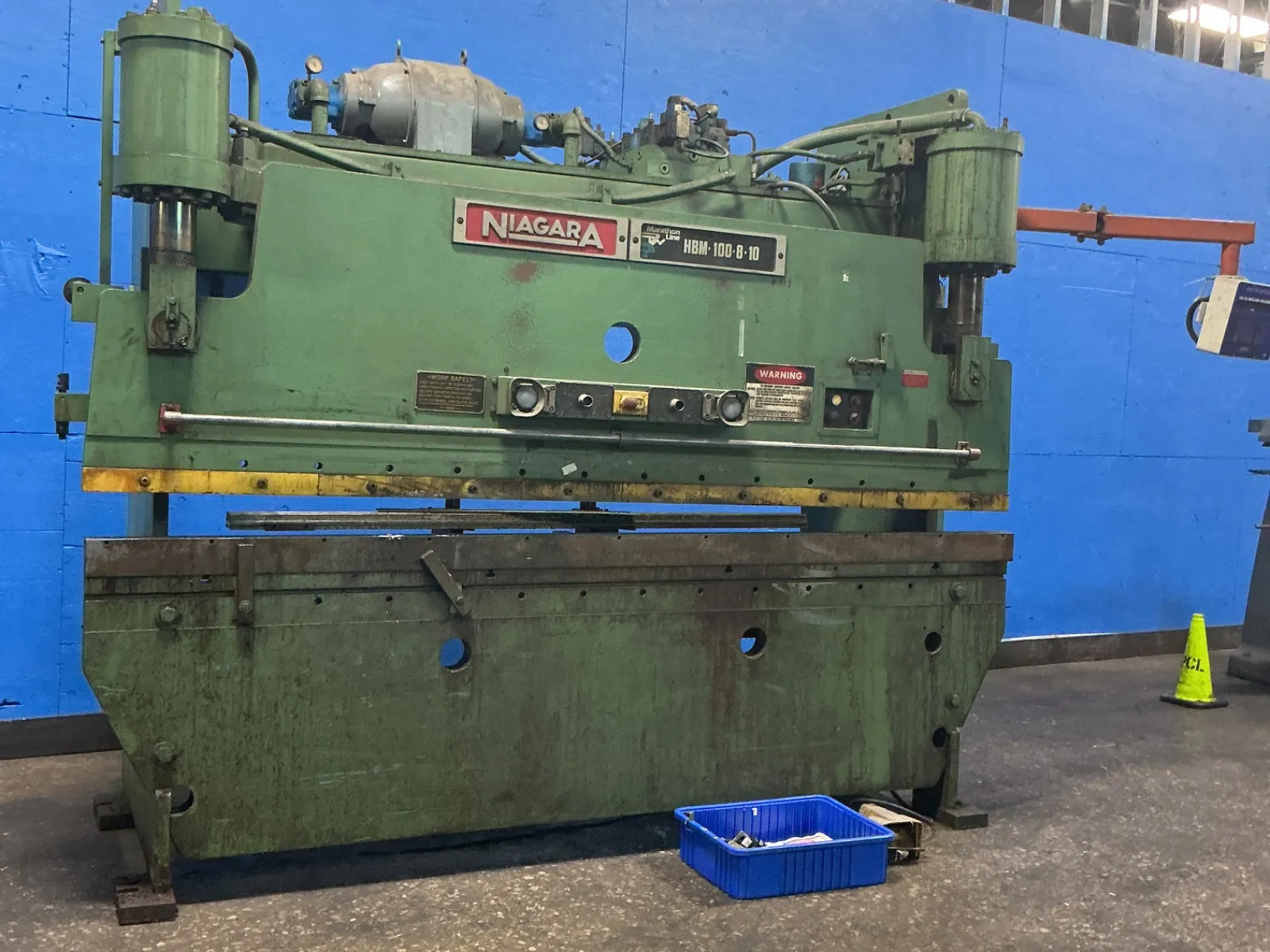 100 Ton, Niagara #HBM-100-8-10, Hydraulic Press Brake, Manual, Foot Switch, CNC 150 Auto Gauge Controls - Image 4