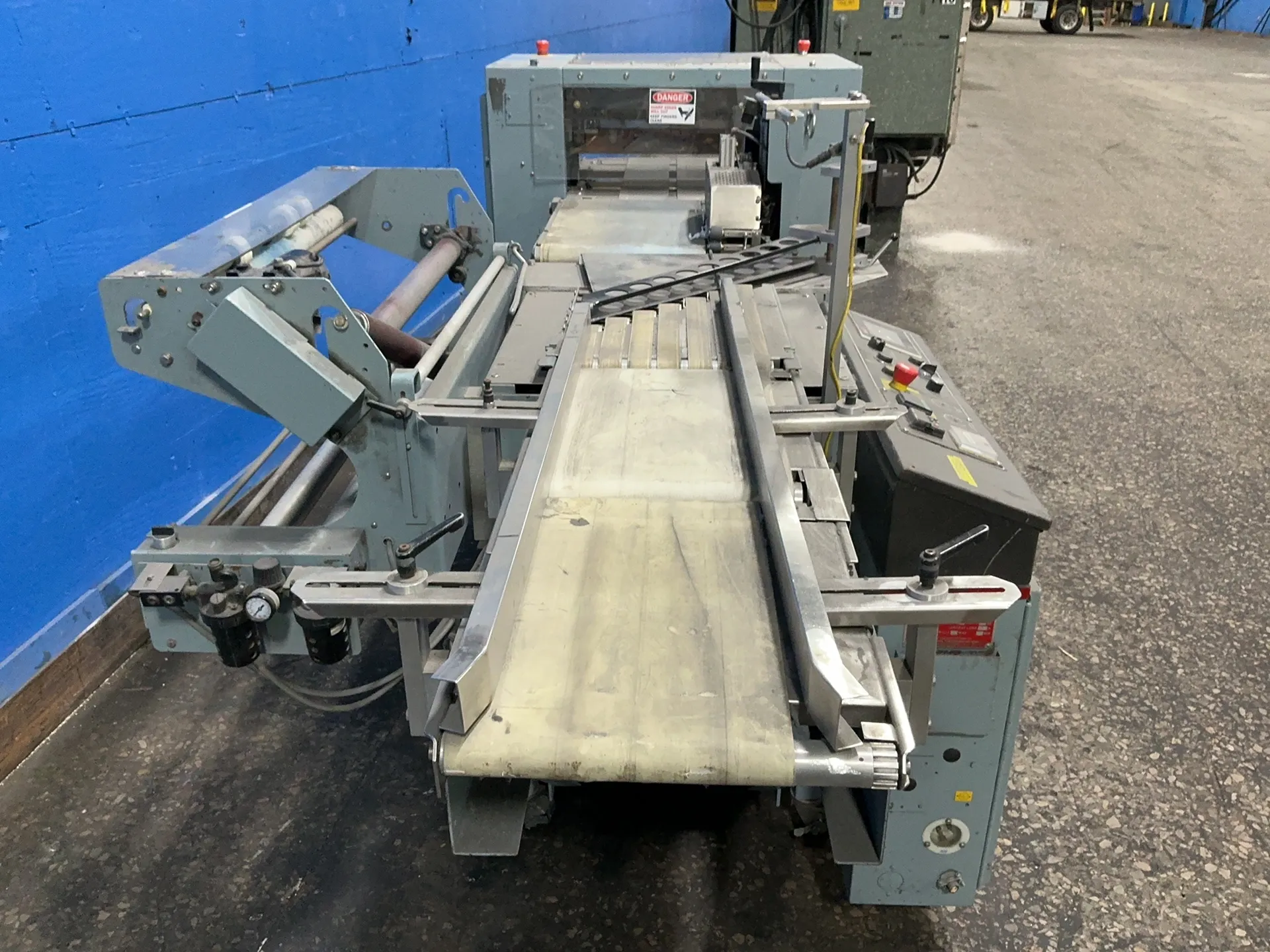 Shanklin #F-1, Side Sealer Wrapper, 14" and 20" Conveyor Belts, 90 PSI Max, 230 V. - Image 3