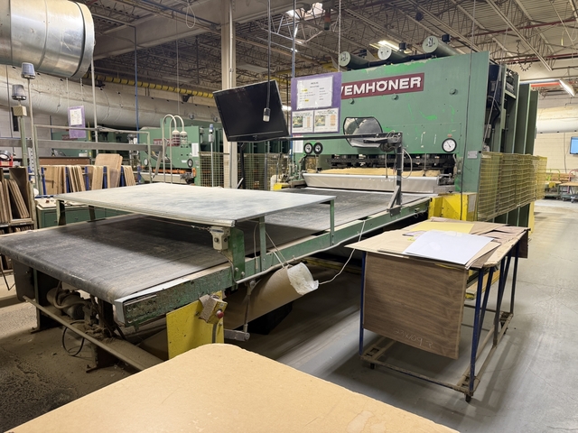 Wemhoner #VOF4-1200-3, Feed Through Hot Press - Image 2