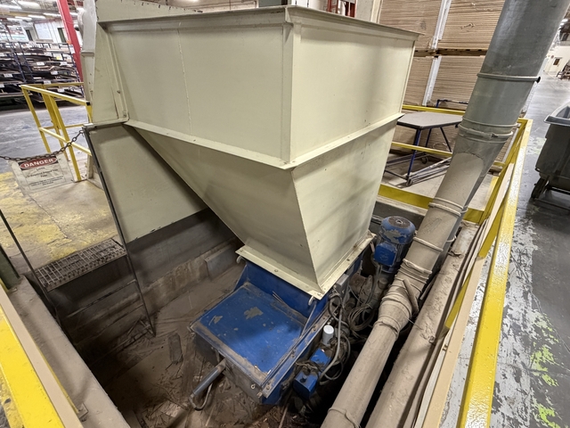 Vecoplan, Vertical Wood Grinder - Image 4