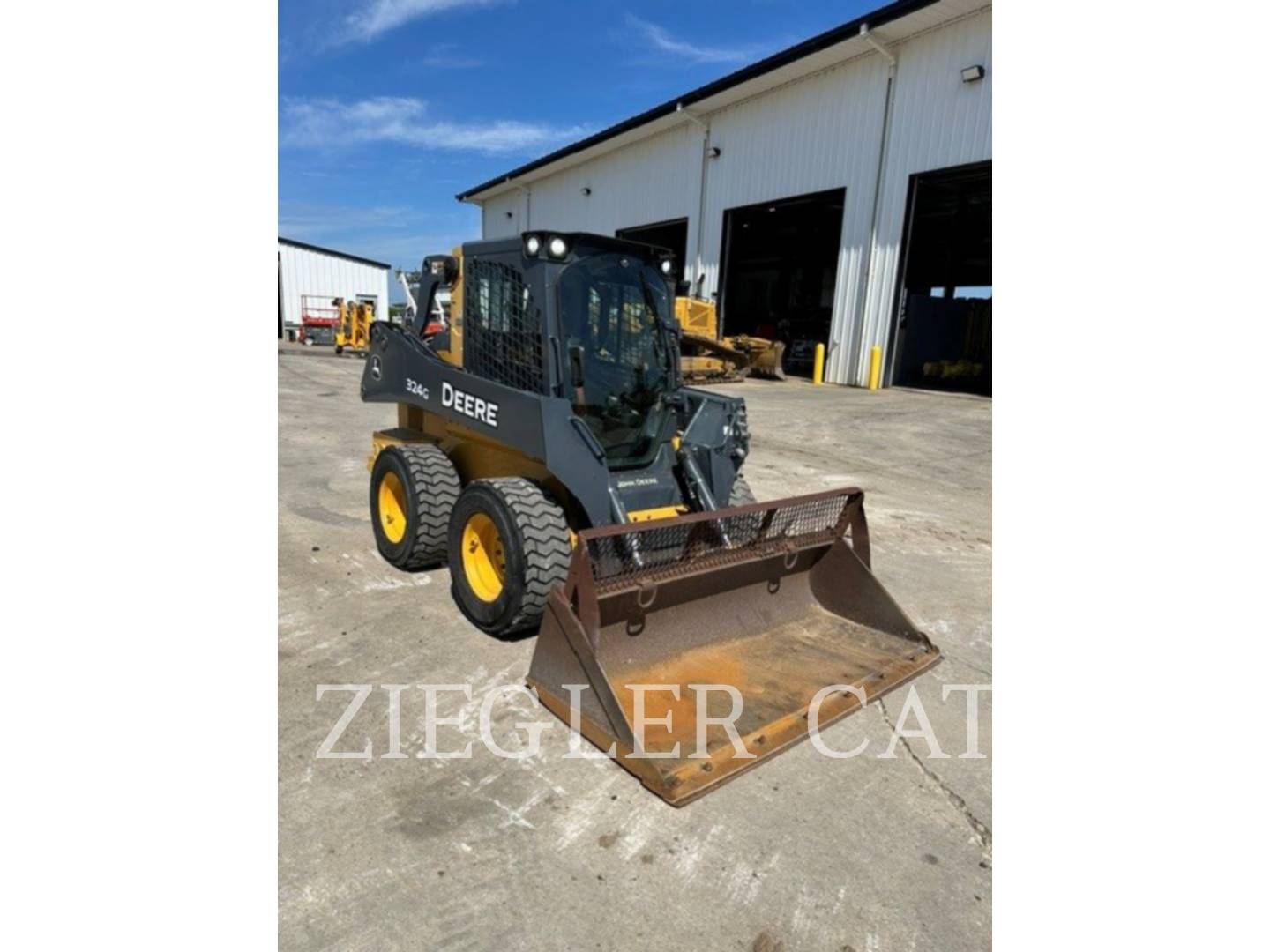 Deere & Co. 324G, Skid Steer Loader, 4083 hours, S/N: 1T0324GKAJJ337189, 2018 - Image 2