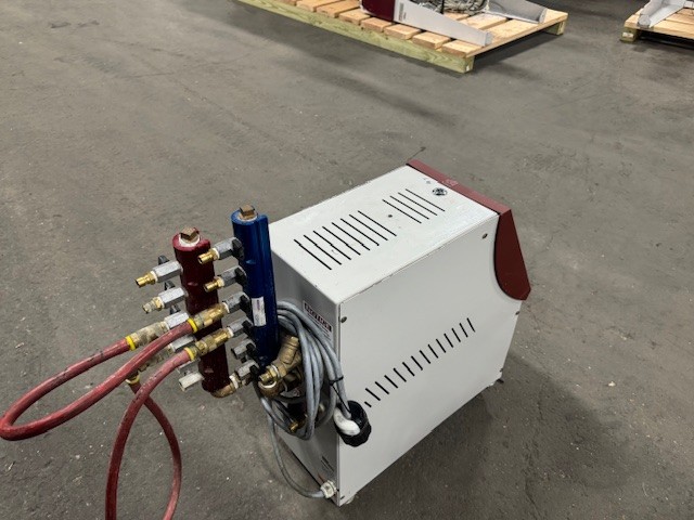 10 KW Wittmann Tempro #Basic-C-200, temperature controller, 34°F to 200°F, 480 V., 14 FLA, 2015 - Image 2