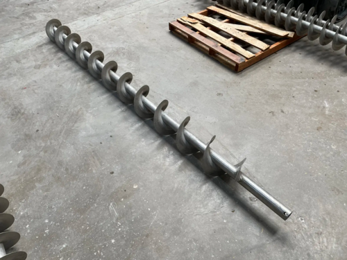 9" diameter x 8' long, standard pitch Stainless Steel screw auger, 5" pitch (2 available) - Image 2