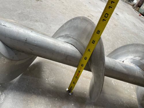 9" diameter x 8' long, standard pitch Stainless Steel screw auger, 5" pitch (2 available) - Image 6