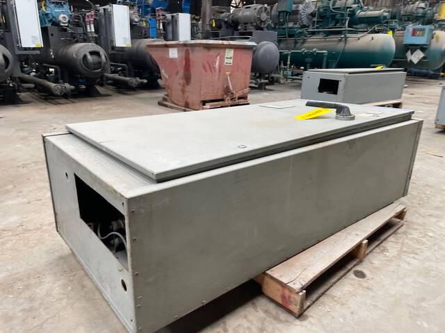 Ram Industries, screw compressor motor starter, 250 HP, 460 Volts, 296 FLA, 60 Hz., 3 phase, 1994 - Image 9