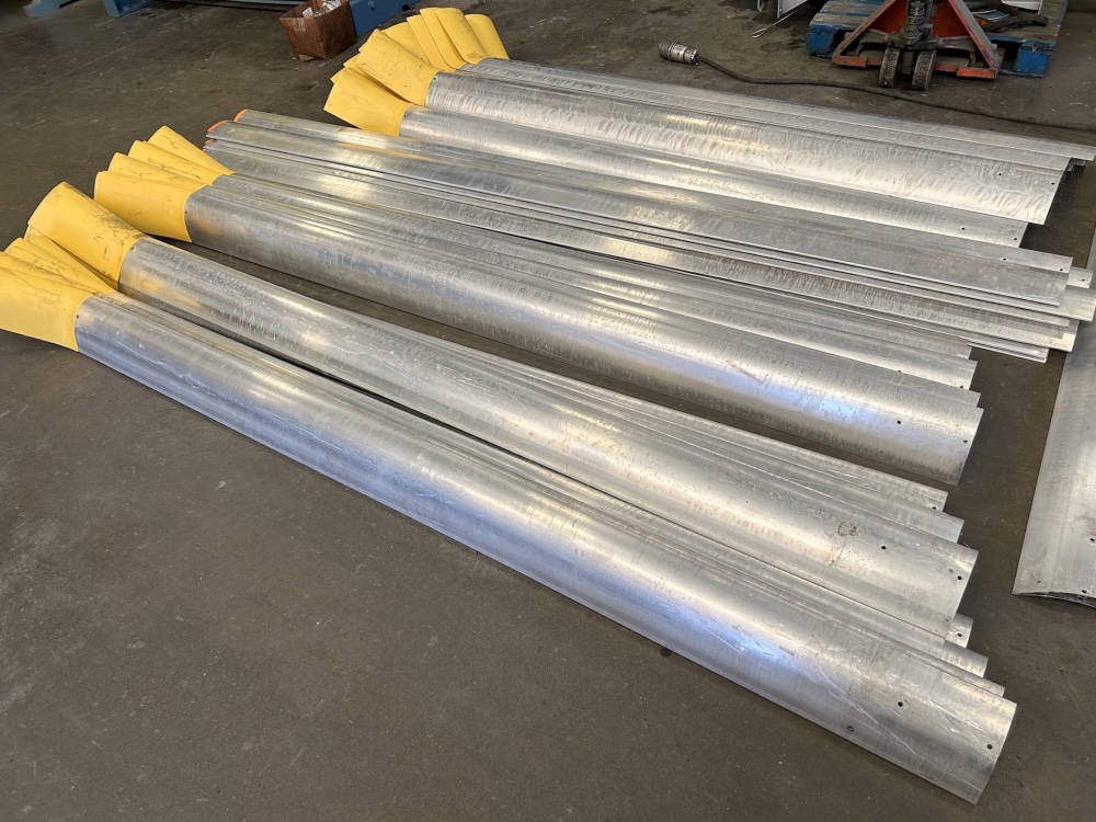 Big Ass #Powerfoil-X, HVLS Ceiling Fan, 20' diameter, 2 HP, 46 RPM, 2011 (2 available) - Image 2