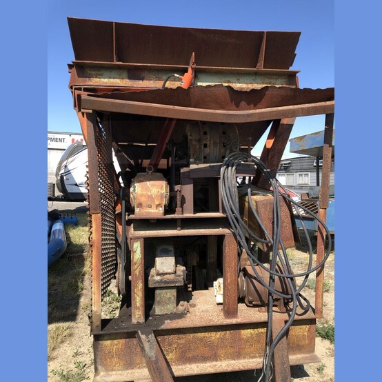 Portable Reciprocating Plate Feeder, 20" width x 10.5' long discharge plate, 11' x 7' hydraulic dumping - Image 3