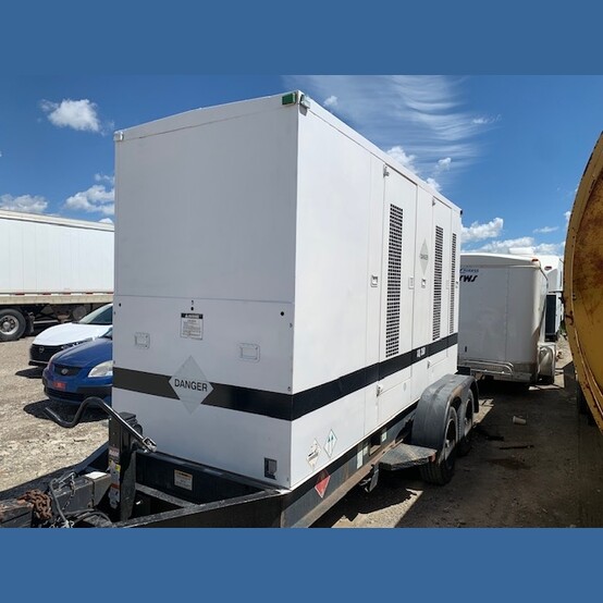 320 KW Caterpillar #XQ350-3406, Diesel Generator, CAT 3406 engine, 1800 RPM, 480 Volts, sound attenuated - Image 2