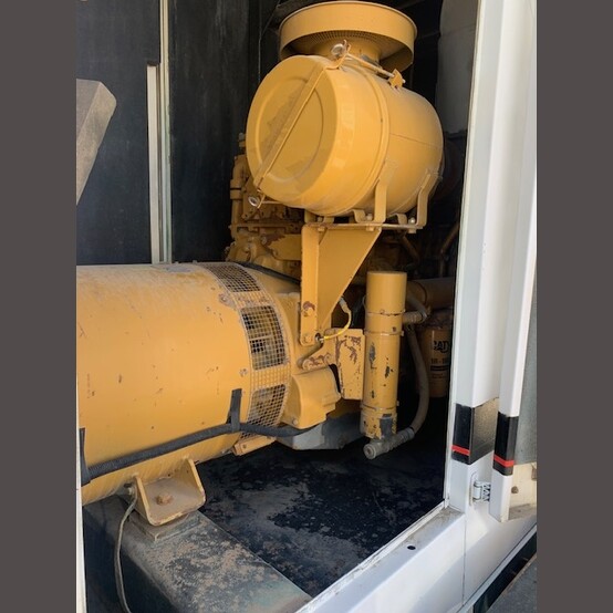 320 KW Caterpillar #XQ350-3406, Diesel Generator, CAT 3406 engine, 1800 RPM, 480 Volts, sound attenuated - Image 7