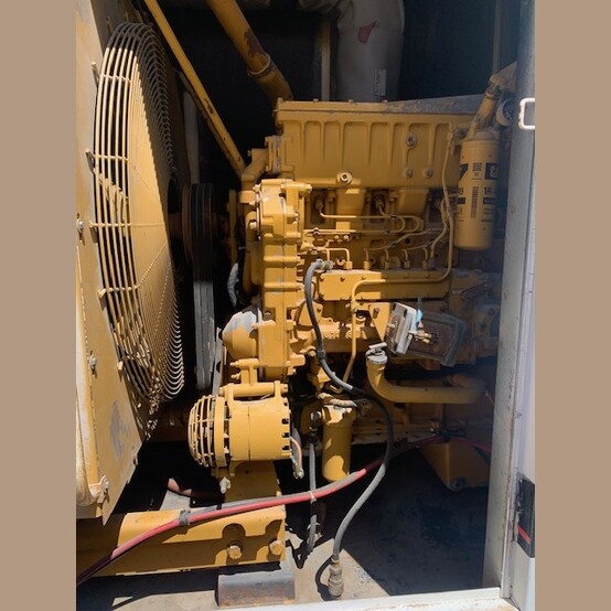 320 KW Caterpillar #XQ350-3406, Diesel Generator, CAT 3406 engine, 1800 RPM, 480 Volts, sound attenuated - Image 10