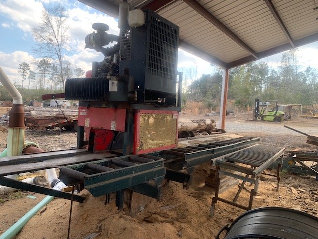 Morgan, Sharp Chain Scragg Mill, 36" blades, 14" diameter capacity, conveyors, 2008 - Image 2