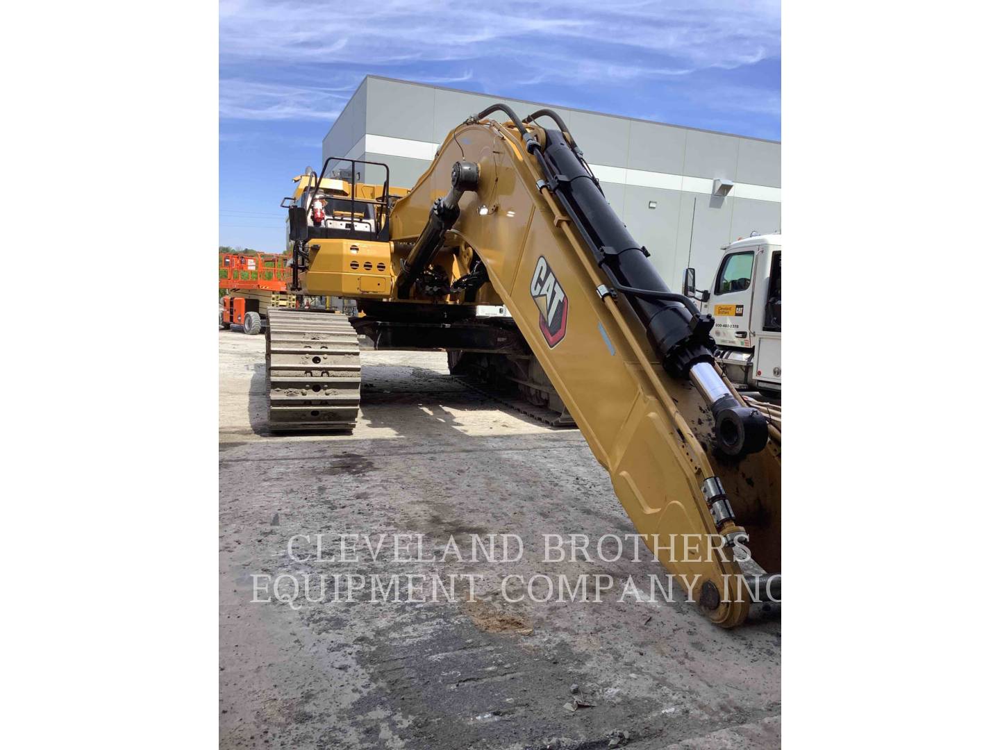 Caterpillar 374, 4018 hours, S/N: TNX00224, 2022 - Image 2