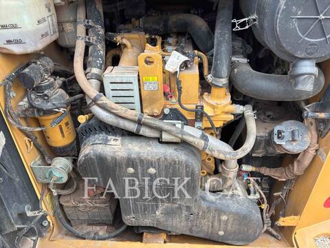 Cat 236D3 C3H2, Skid Steer Loader, 2674 hours, S/N: KXL02597, 2023 - Image 7