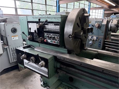 25" x 312" TOS #SUS63, engine lathe, 15" swing over cross slide, 3.5" bore, 30 HP, 9-1120 RPM, 26" 4-jaw - Image 3