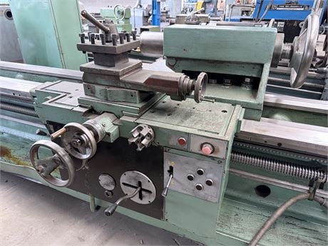25" x 312" TOS #SUS63, engine lathe, 15" swing over cross slide, 3.5" bore, 30 HP, 9-1120 RPM, 26" 4-jaw - Image 6
