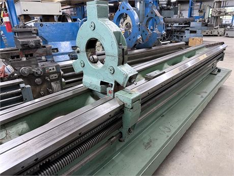 25" x 312" TOS #SUS63, engine lathe, 15" swing over cross slide, 3.5" bore, 30 HP, 9-1120 RPM, 26" 4-jaw - Image 7