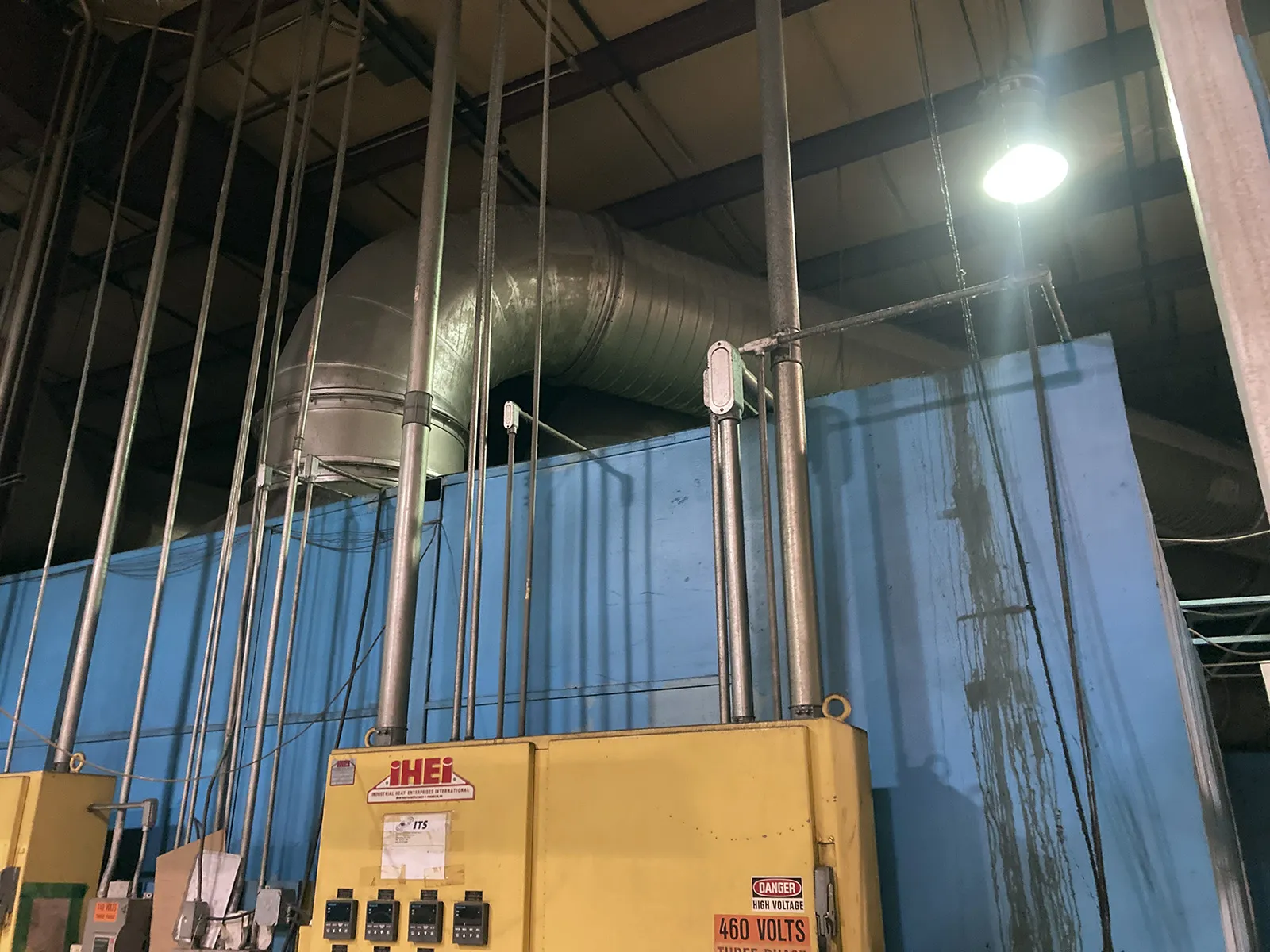 Powder coat finish line, 5-stage washer, iHEi natural gas bake & dry-off ovens, Nordson batch booth, 14 FPM - Image 4