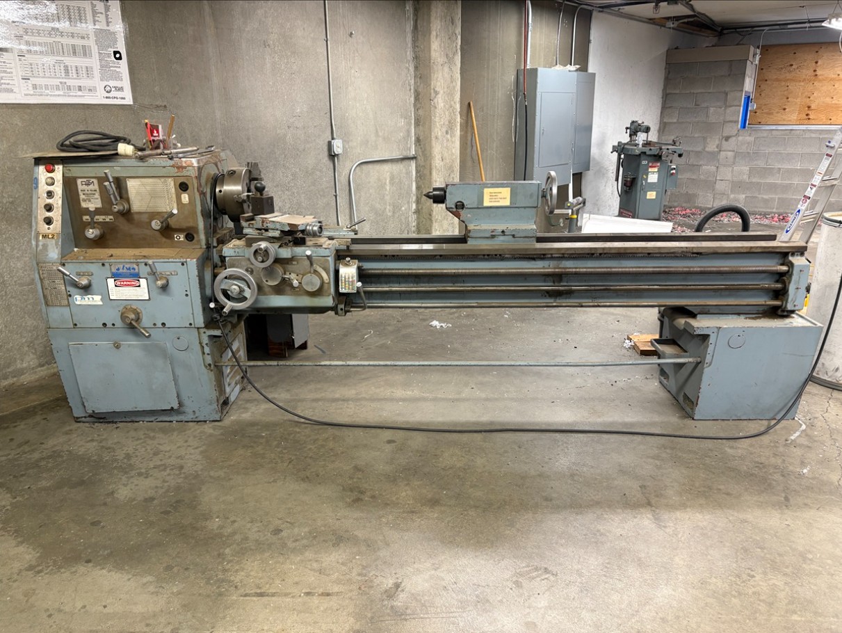 15.7" x 78.7" AMF #TUG-40X2000, Engine Lathe, 6' long bed, 12" 3-jaw chuck, 2.5" feed-through, tailstock, 220 - Image 1