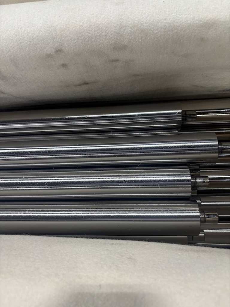 60" Herr Voss, leveler rolls - Image 1