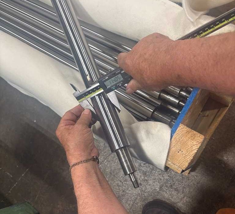 60" Herr Voss, leveler rolls - Image 8
