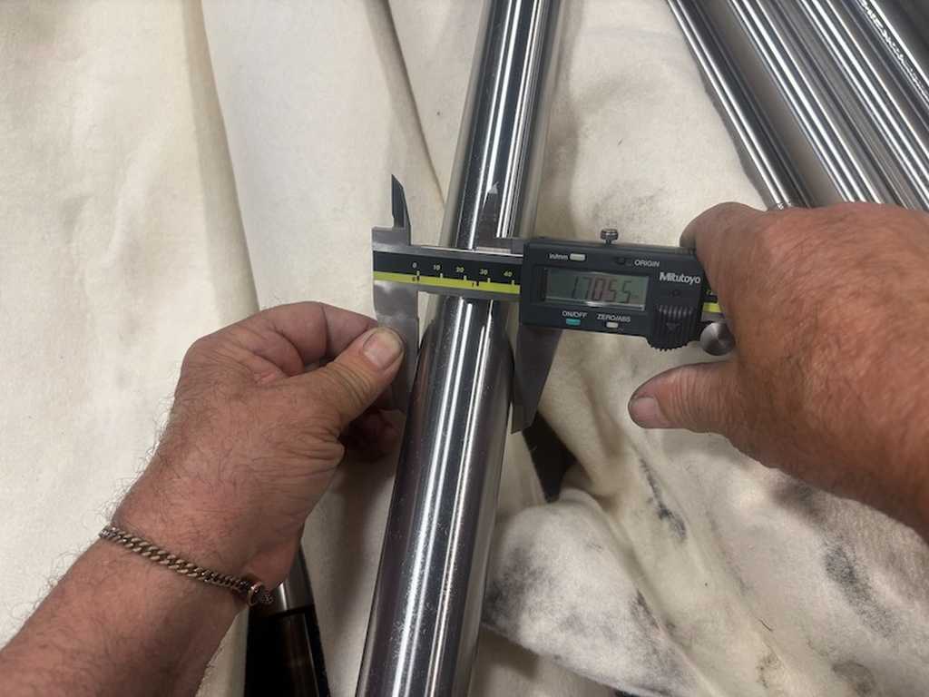 60" Herr Voss, leveler rolls - Image 10