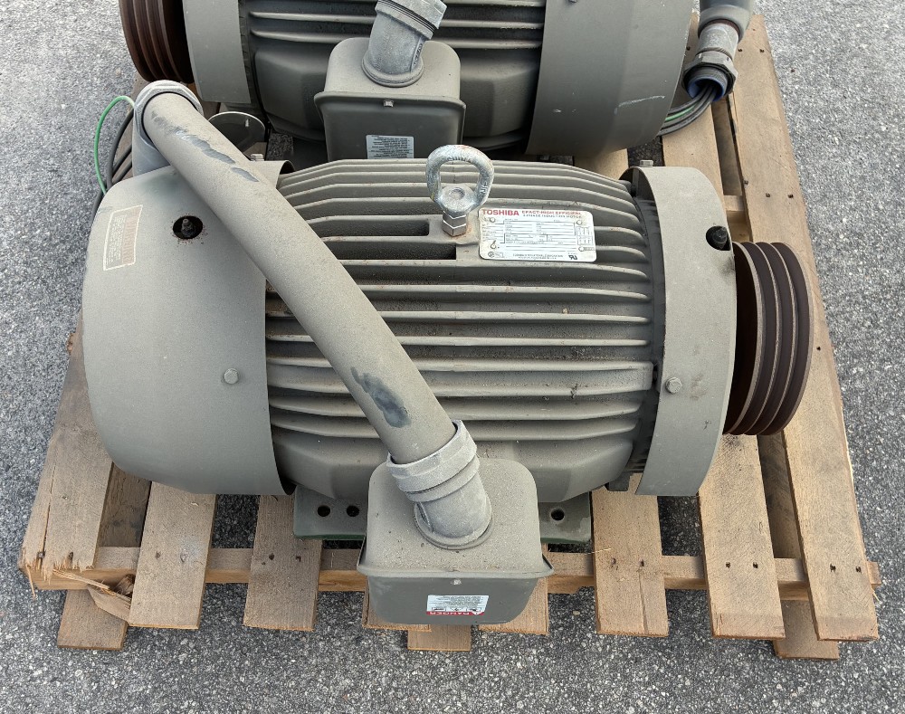 50 HP 1760 RPM Toshiba, Frame 326T, TEFC, 230/460 Volts, 3 phase Induction Motor, 118/59 amp, TIKK, (2 - Image 1