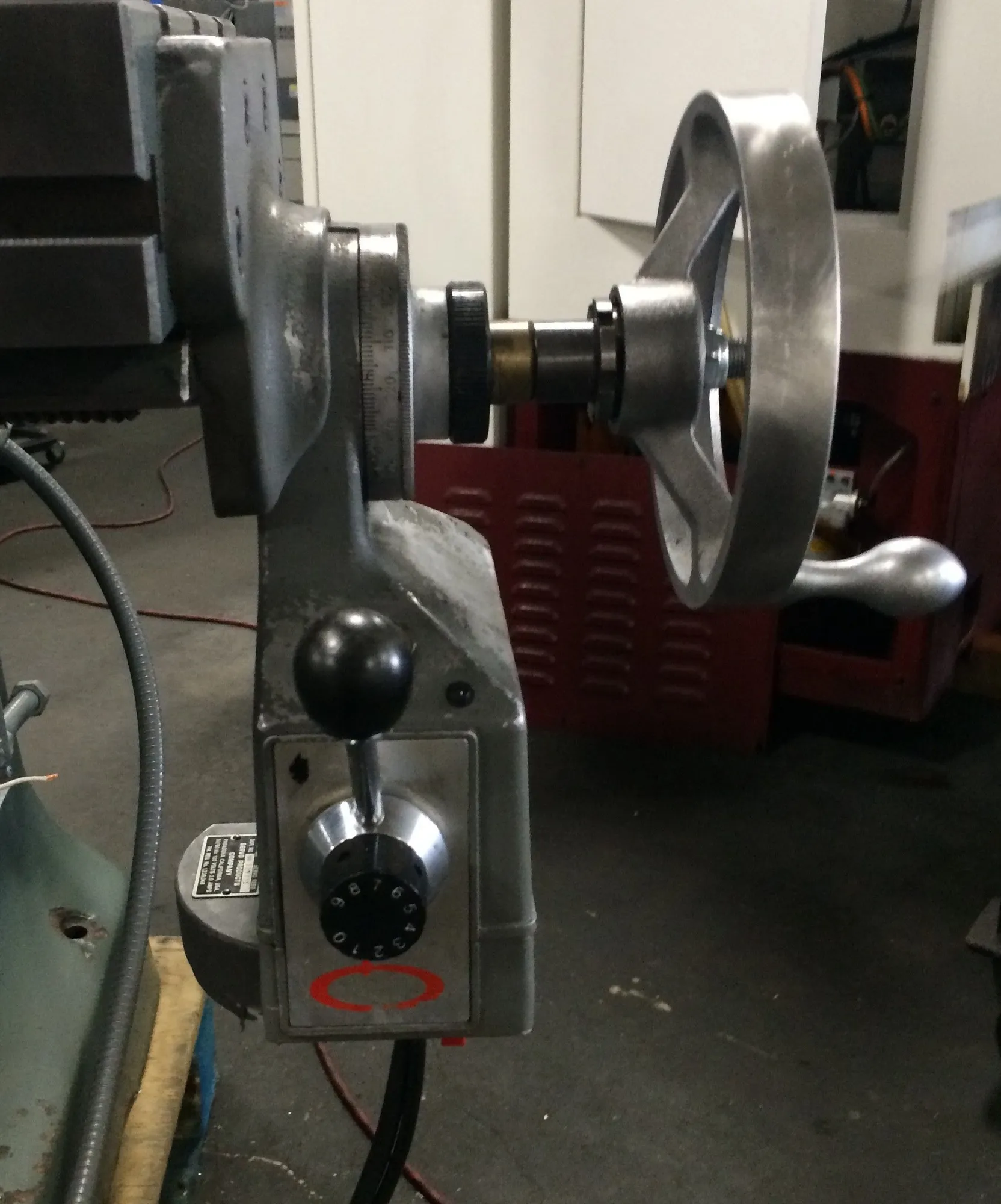 MSC #951710, Vertical Knee Mill, 9" x 42" table, 30" X, 13" Y, 16" Z, 2 HP, 4800 RPM, digital read out - Image 8