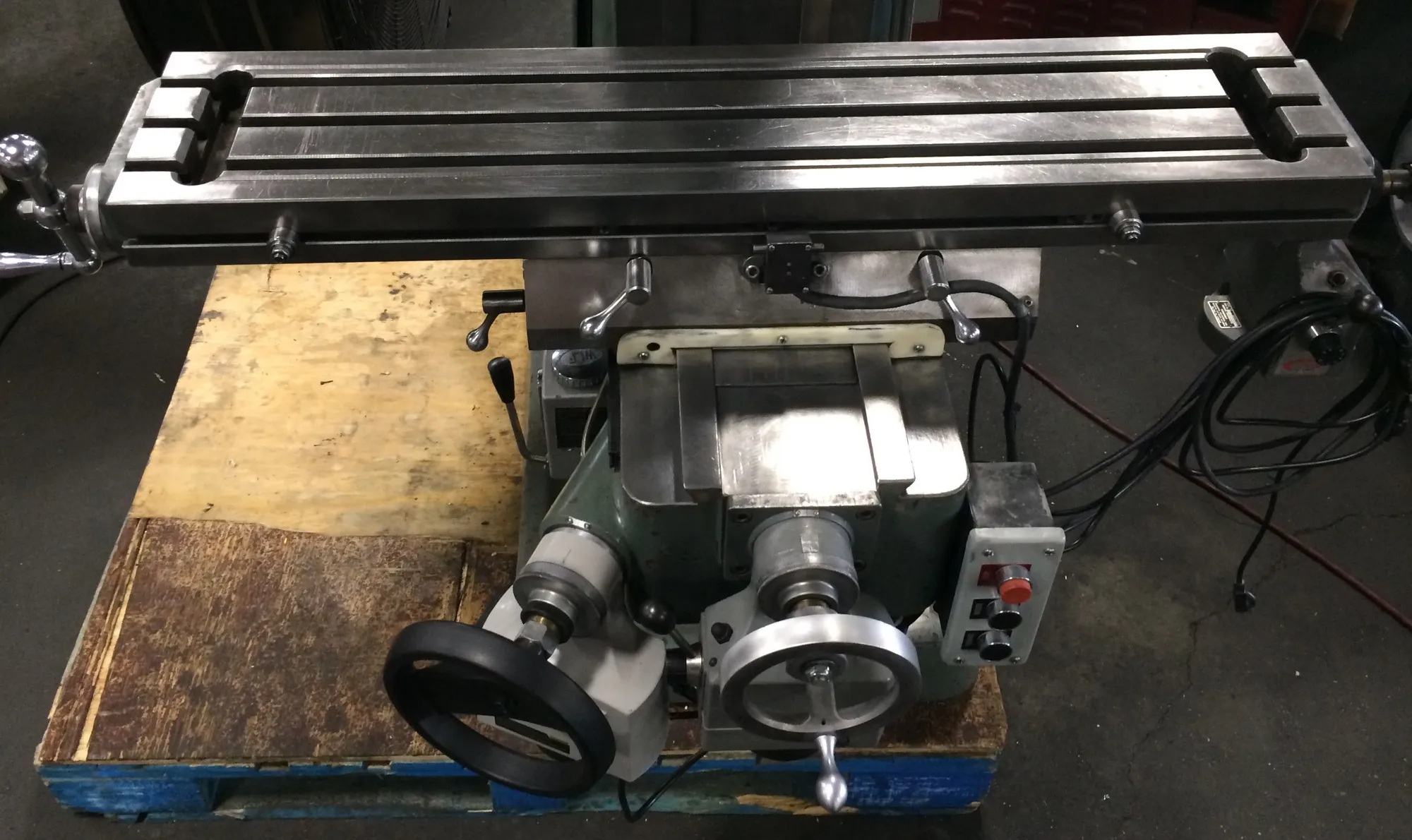 MSC #951710, Vertical Knee Mill, 9" x 42" table, 30" X, 13" Y, 16" Z, 2 HP, 4800 RPM, digital read out - Image 9