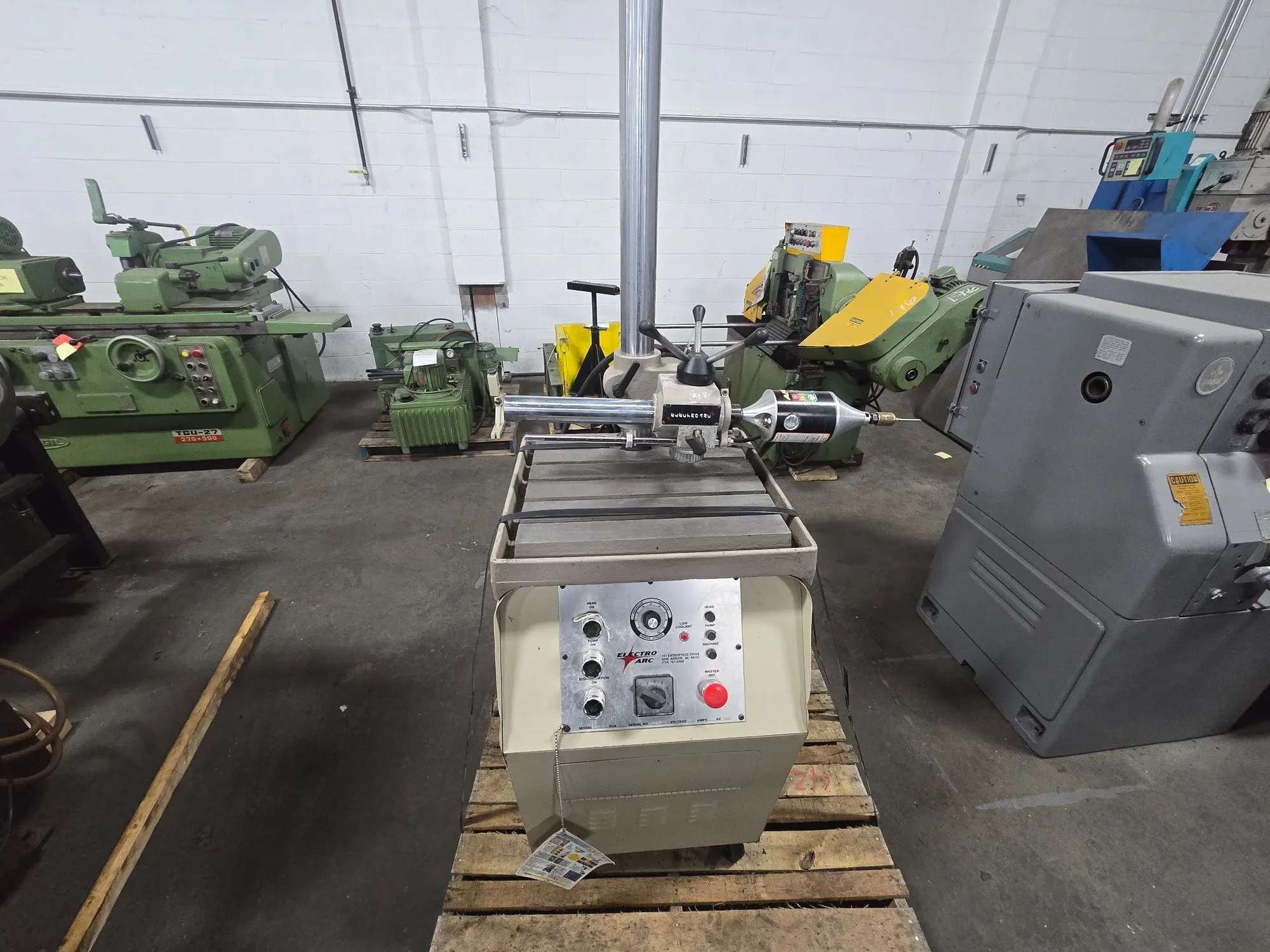Electro-Arc #2SE, disintegrator, 10 KVA, 220 V., 20" x 18" table, 390 lbs - Image 3