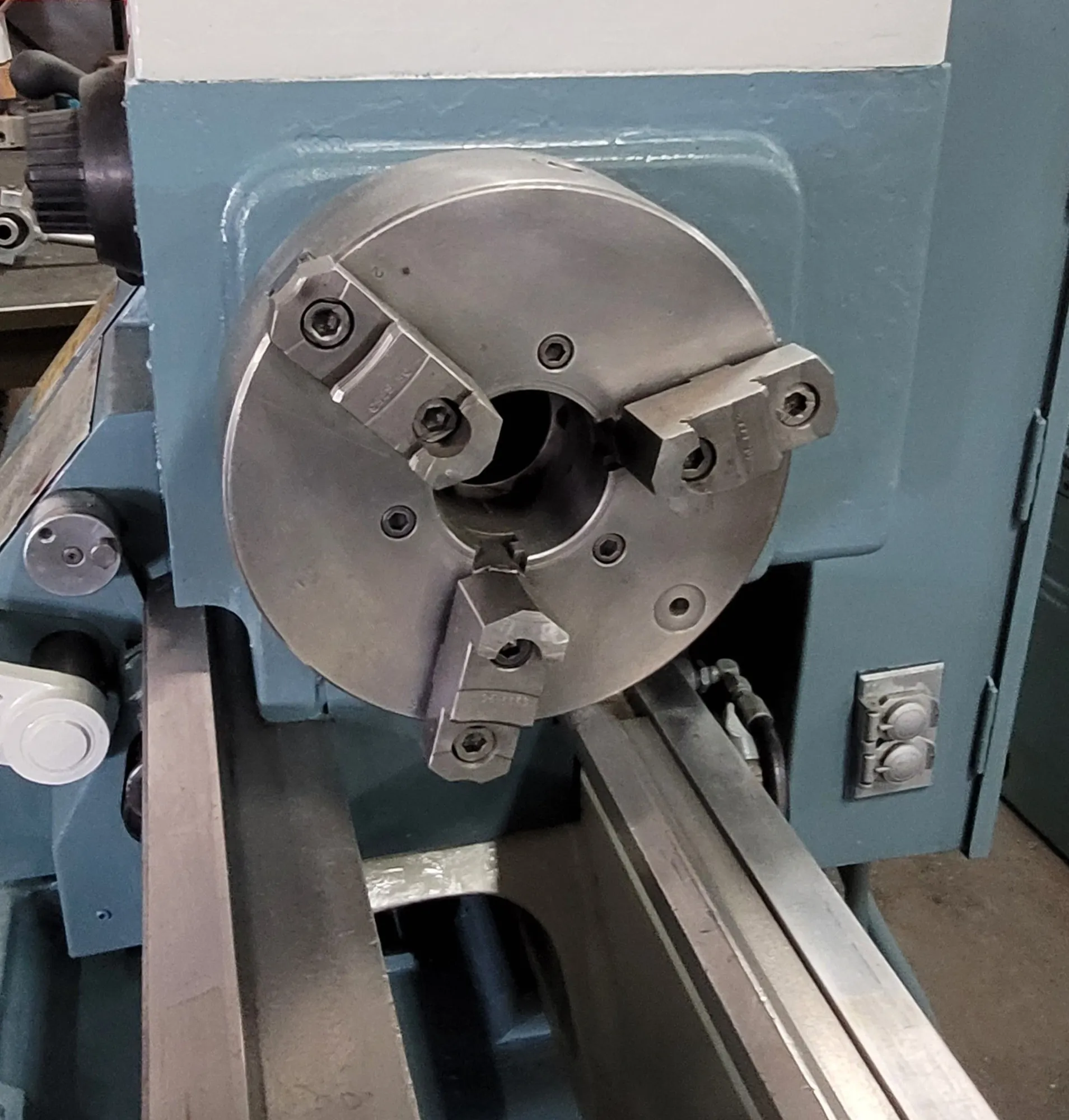 15.5" x 54" Leblond Regal #11C, servo shift toolroom lathe, 10" 3-jaw chuck, 2.375" bore, 45-1800 RPM, 7.5 HP - Image 10