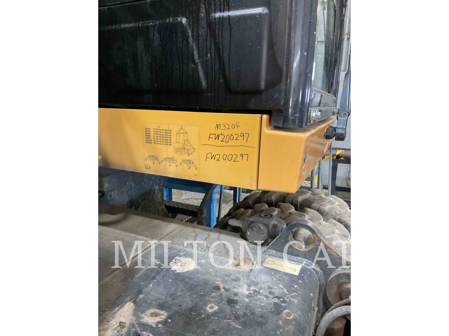 Caterpillar M320F, Wheel Excavator, 10577 hours, S/N: F2W00297, 2015 - Image 6