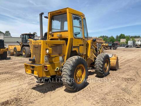 Cat 910, Wheel Loader, 3800 hours, S/N: 80U04094, 1976 - Image 4