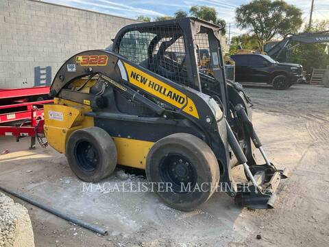 New Holland Ltd. L328, Skid Steer Loader, 4450 hours, S/N: NLM483504, 2020 - Image 2