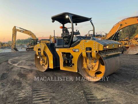 Caterpillar CB13, 4189 hours, S/N: PWP00310, 2019 - Image 3
