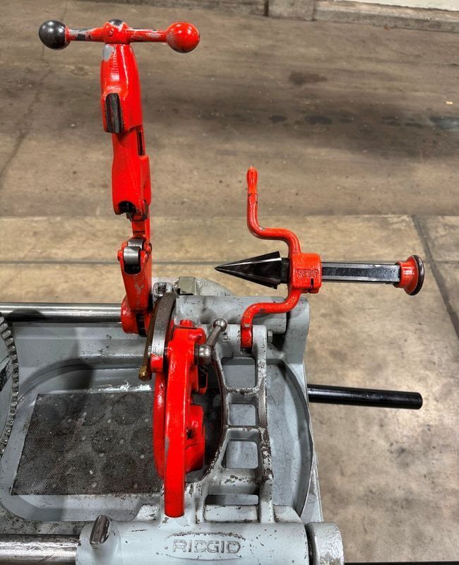 1/8" -2" Ridgid #535, reamers, manual chuck, foot pedal, LH threads with modification - Image 4