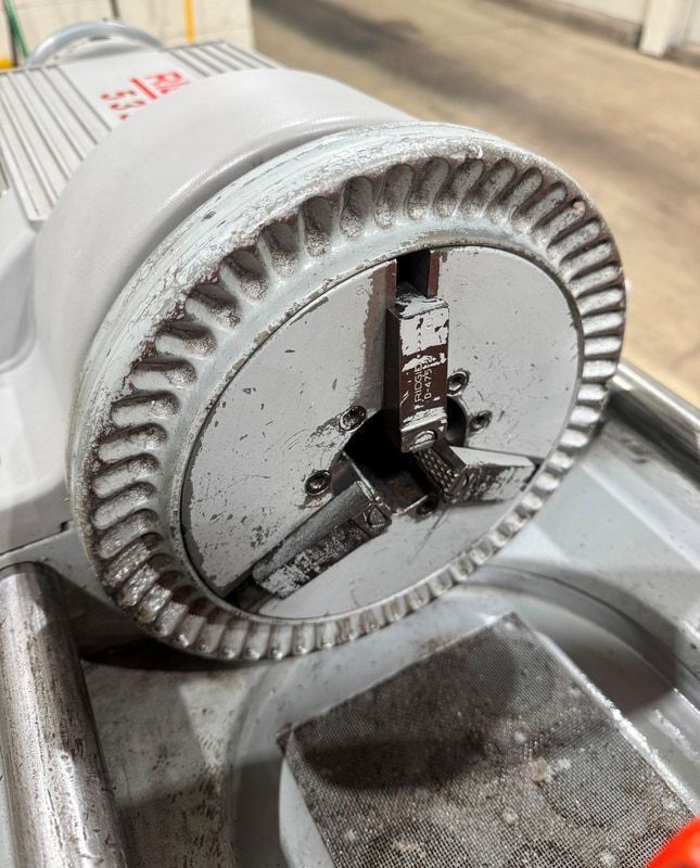 1/8" -2" Ridgid #535, reamers, manual chuck, foot pedal, LH threads with modification - Image 5